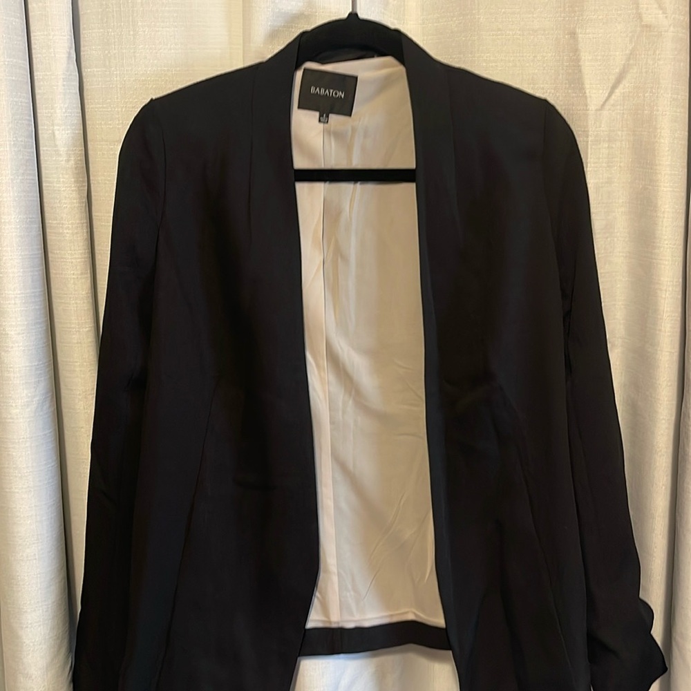 Babaton  suit jacket size 6 color black